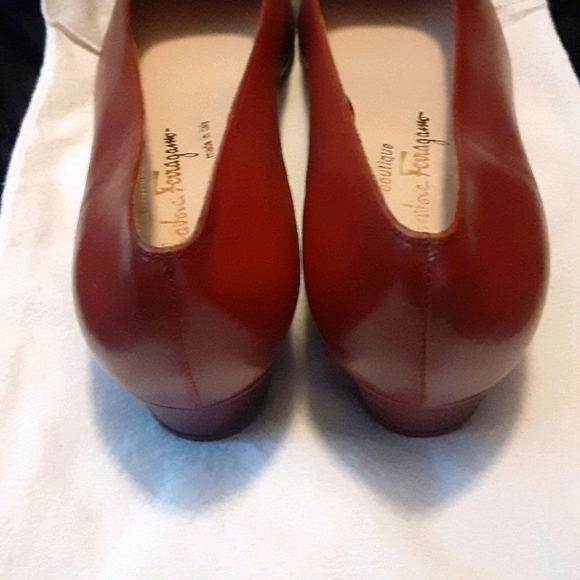 SALVATORE FERRAGAMO PUMPS 👠 - Picture 5 of 13